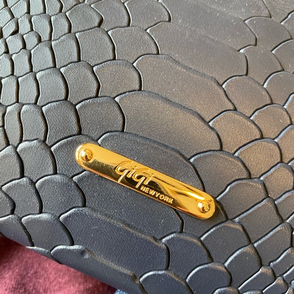 Gigi New York Foldover convertible navy purse - Picture 3 of 11